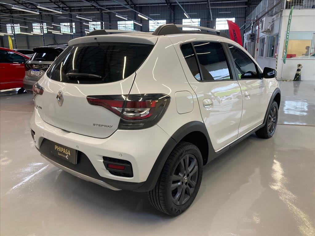 SANDERO 1.6 16V SCE FLEX INTENSE X-TRONIC4 SANDERO 1.6 16V SCE FLEX INTENSE X-TRONIC4
