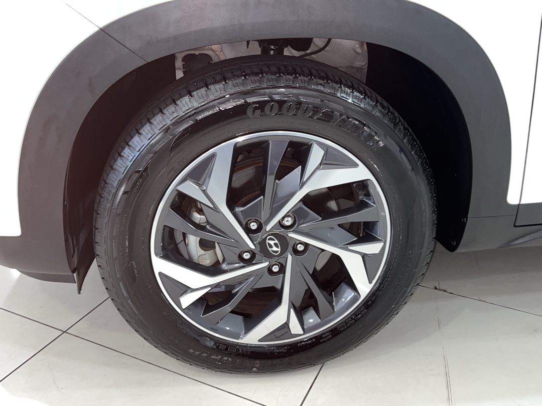 Hyundai-CRETA-1.0 TGDI FLEX PLATINUM AUTOMÁTICO