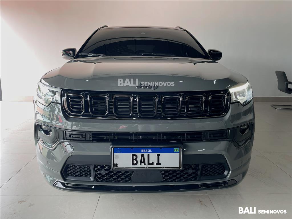 COMPASS 2.0 HURRICANE 4 TURBO GASOLINA BLACKHAWK AT92