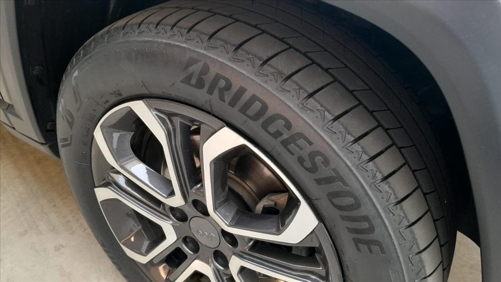 COMMANDER 1.3 T270 TURBO FLEX LIMITED AT6 COMMANDER 1.3 T270 TURBO FLEX LIMITED AT6
