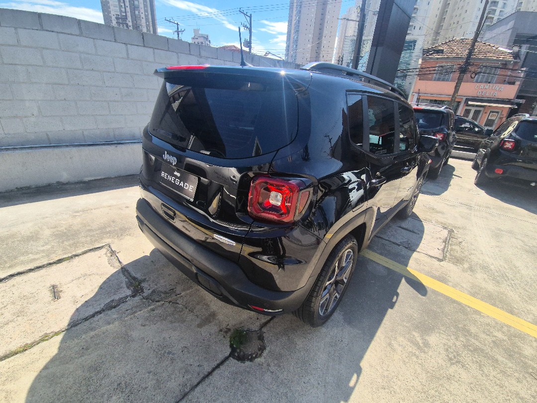 RENEGADE 1.3 T270 TURBO FLEX LONGITUDE AT65