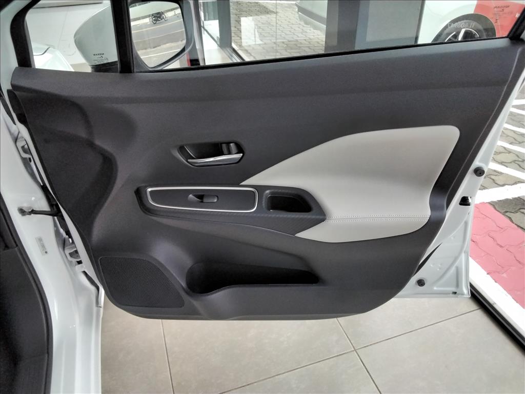 VERSA 1.6 16V FLEX EXCLUSIVE XTRONIC9