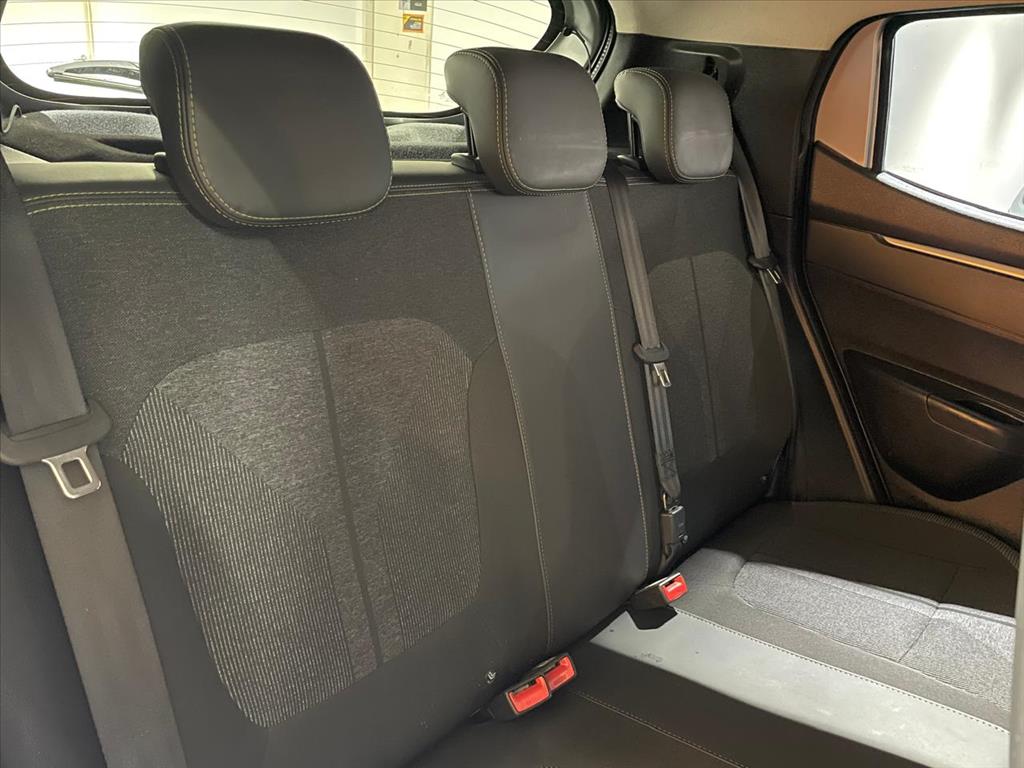 KWID 1.0 12V SCE FLEX OUTSIDER MANUAL