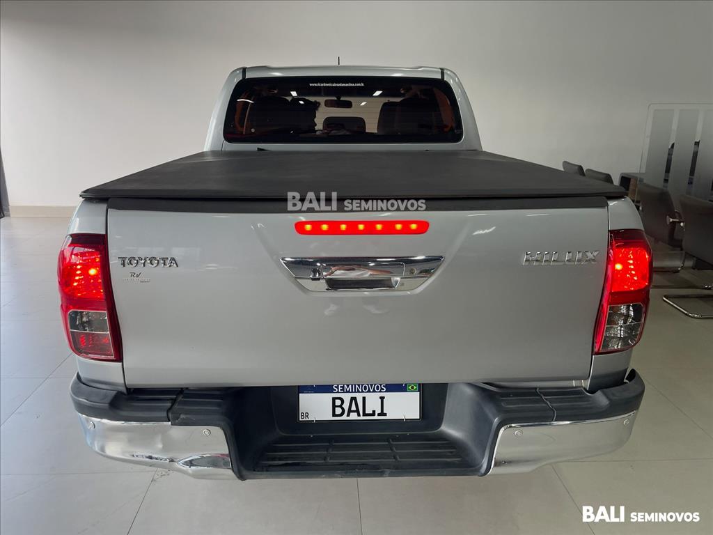 HILUX 2.7 VVT-i FLEX CD SR 4X2 AUTOMÁTICO6