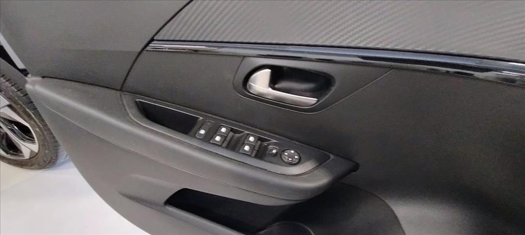 208 1.0 FIREFLY FLEX STYLE MANUAL