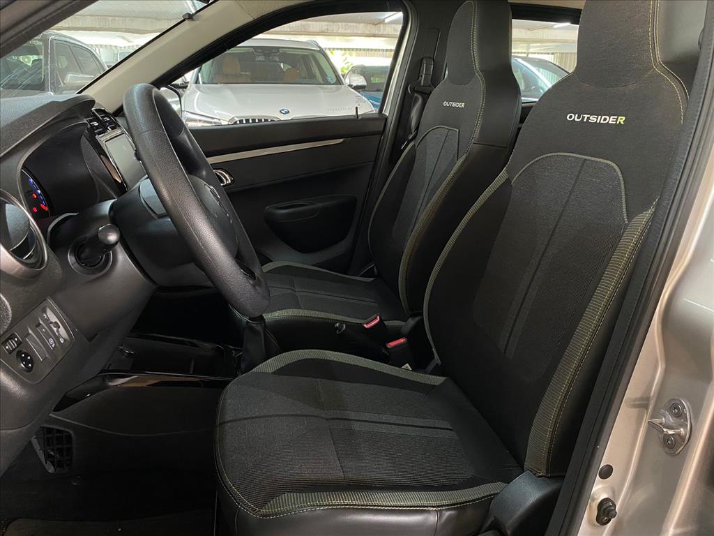 KWID 1.0 12V SCE FLEX OUTSIDER MANUAL7