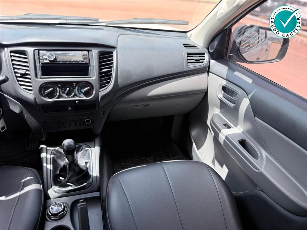 L200 TRITON 2.4 16V TURBO DIESEL GL CD 4X4 MANUAL9