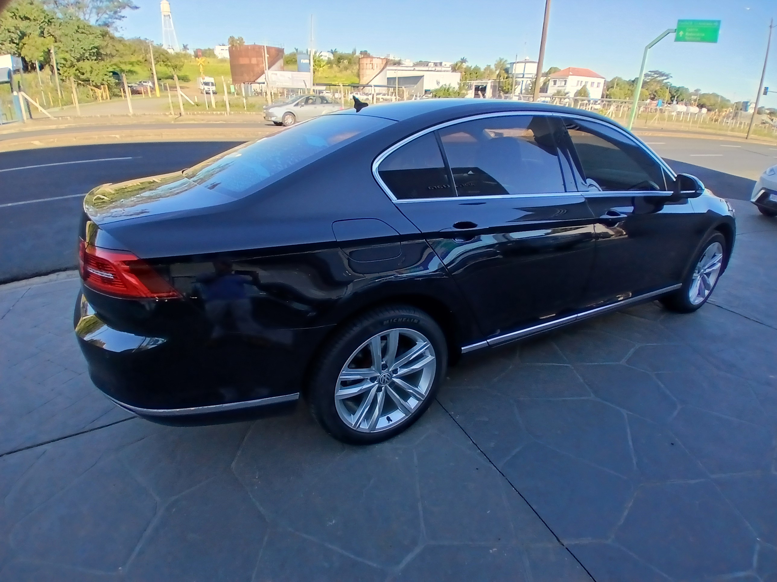 PASSAT 2.0 16V TSI BLUEMOTION GASOLINA HIGHLINE 4P DSG5