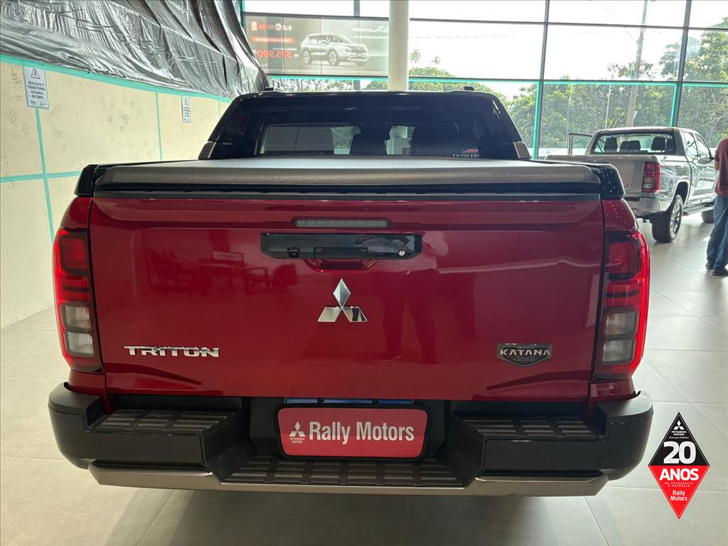 Mitsubishi-TRITON-2.4 BITURBO DIESEL CD KATANA 4X4 AUTOMÁTICO