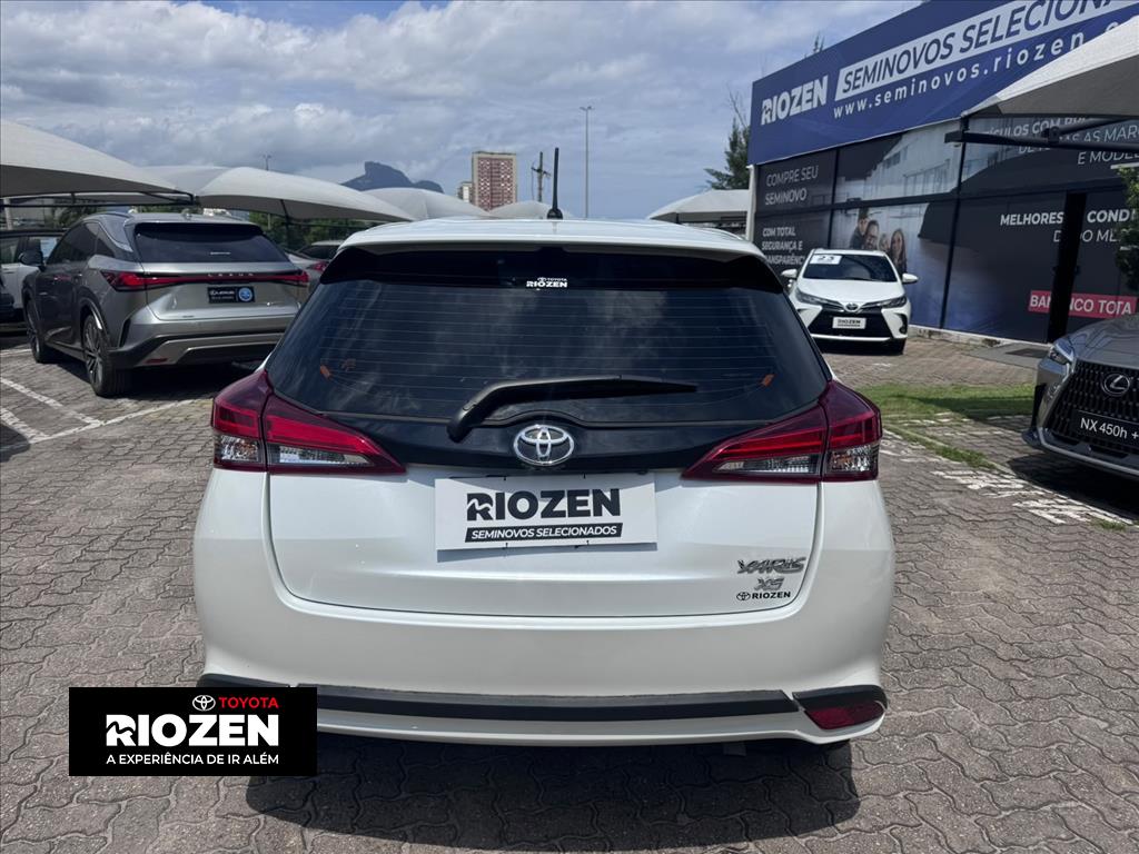 YARIS 1.5 16V FLEX XS MULTIDRIVE11