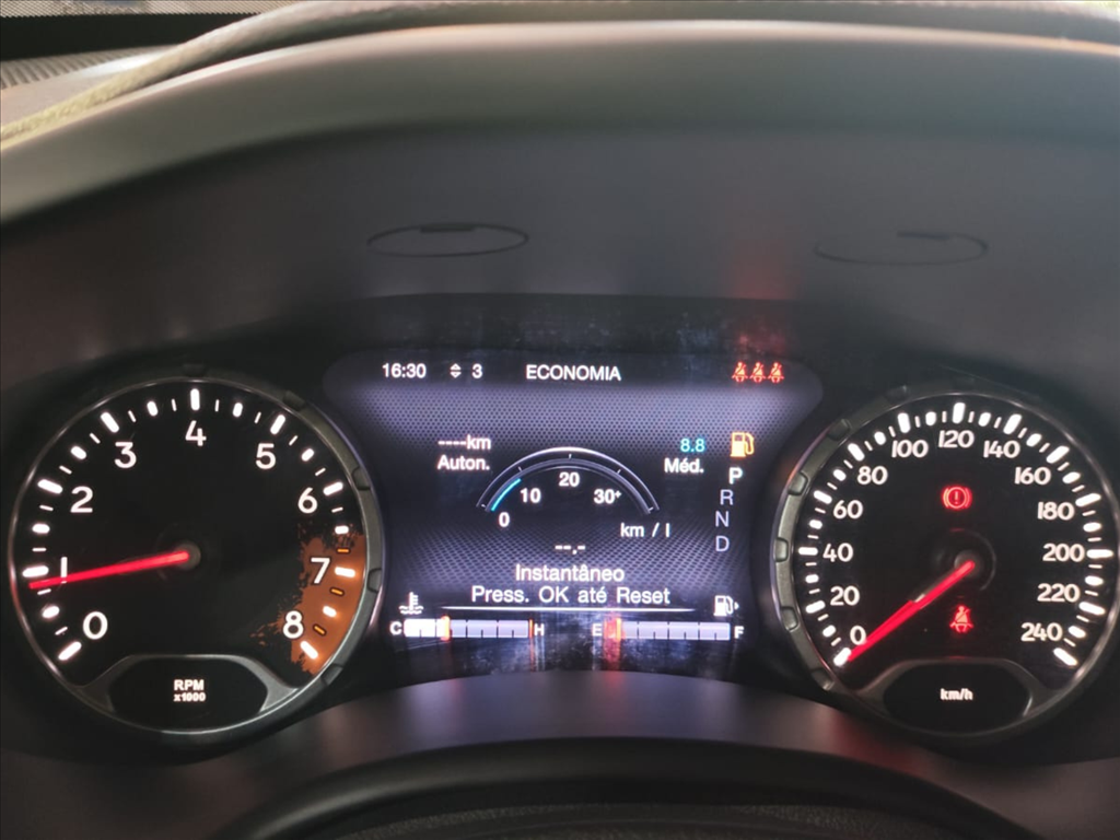 RENEGADE 1.8 16V FLEX LONGITUDE 4P AUTOMÁTICO11