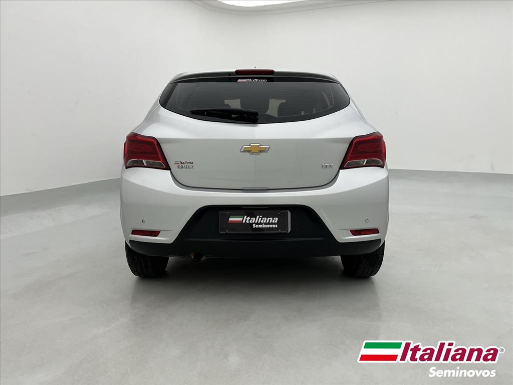 ONIX 1.4 MPFI LTZ 8V FLEX 4P AUTOMÁTICO3