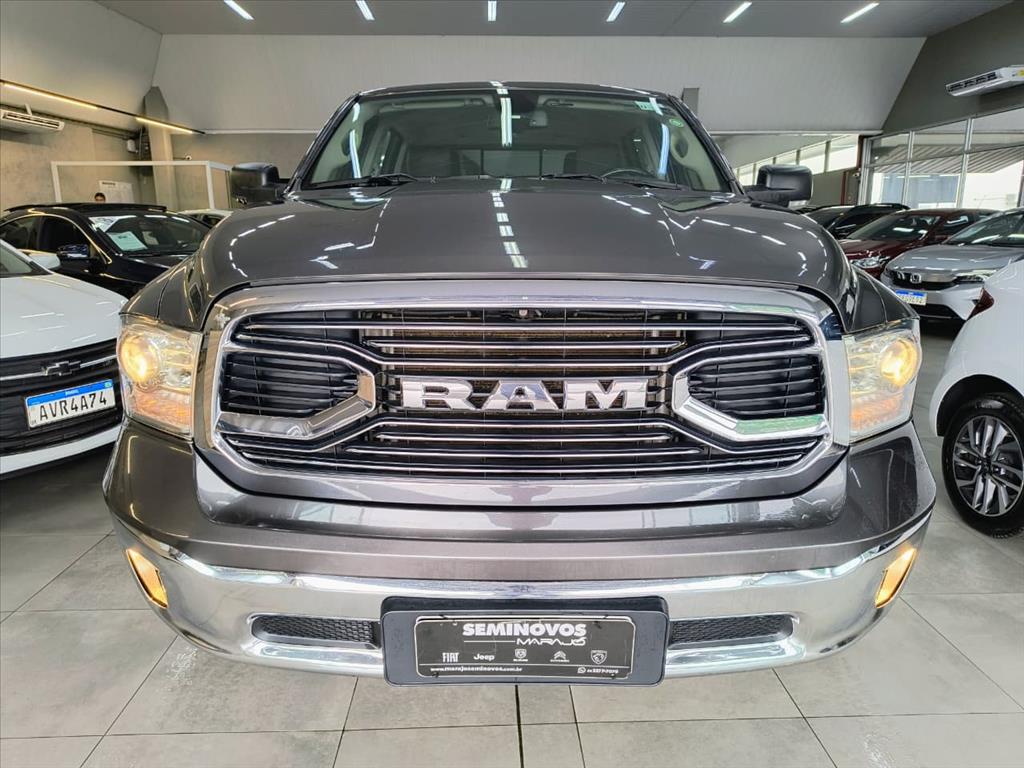 CLASSIC 5.7 V8 GASOLINA LARAMIE CD 4X4 AUTOMÁTICO2