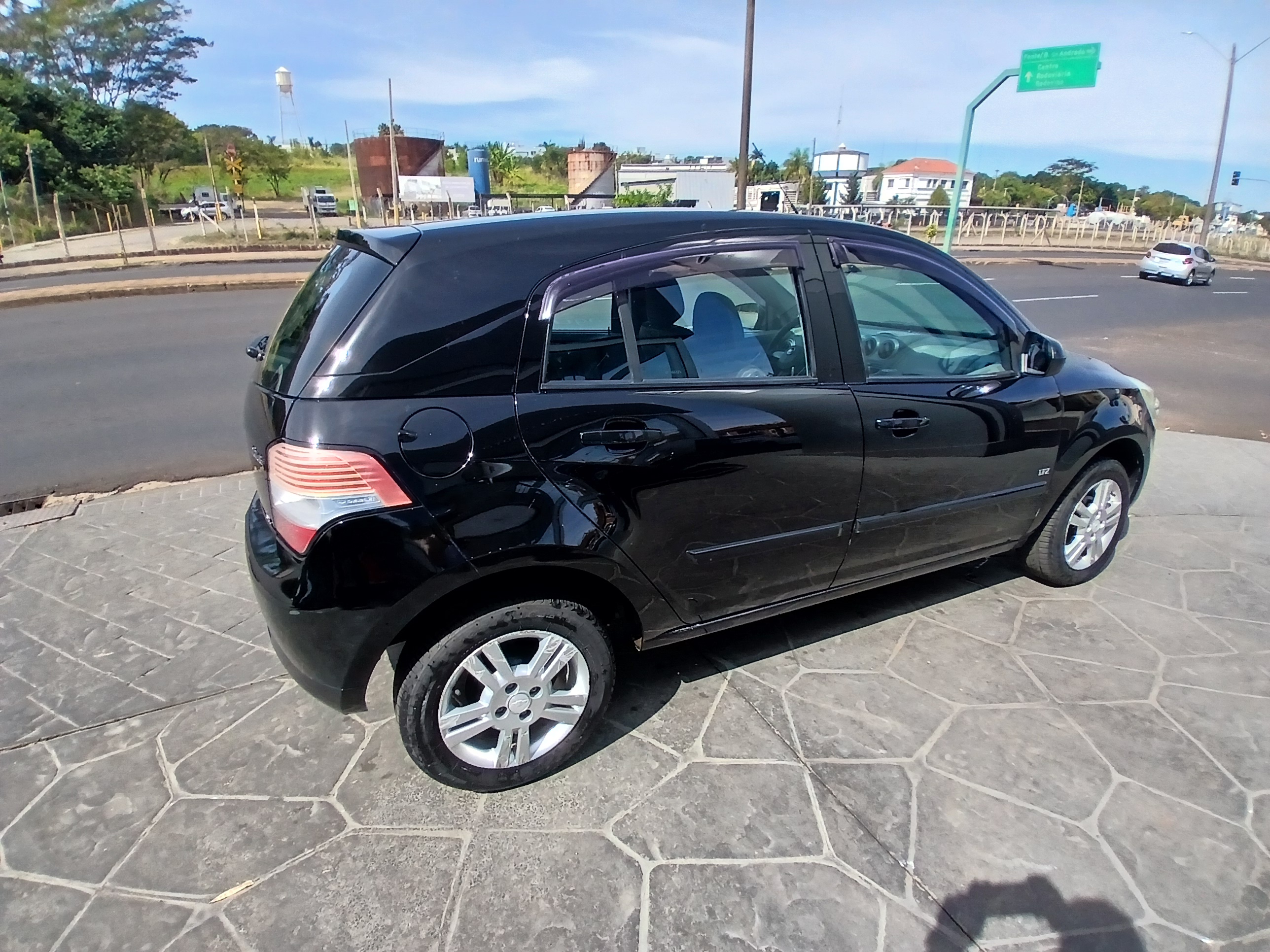 AGILE 1.4 MPFI LTZ 8V FLEX 4P MANUAL5