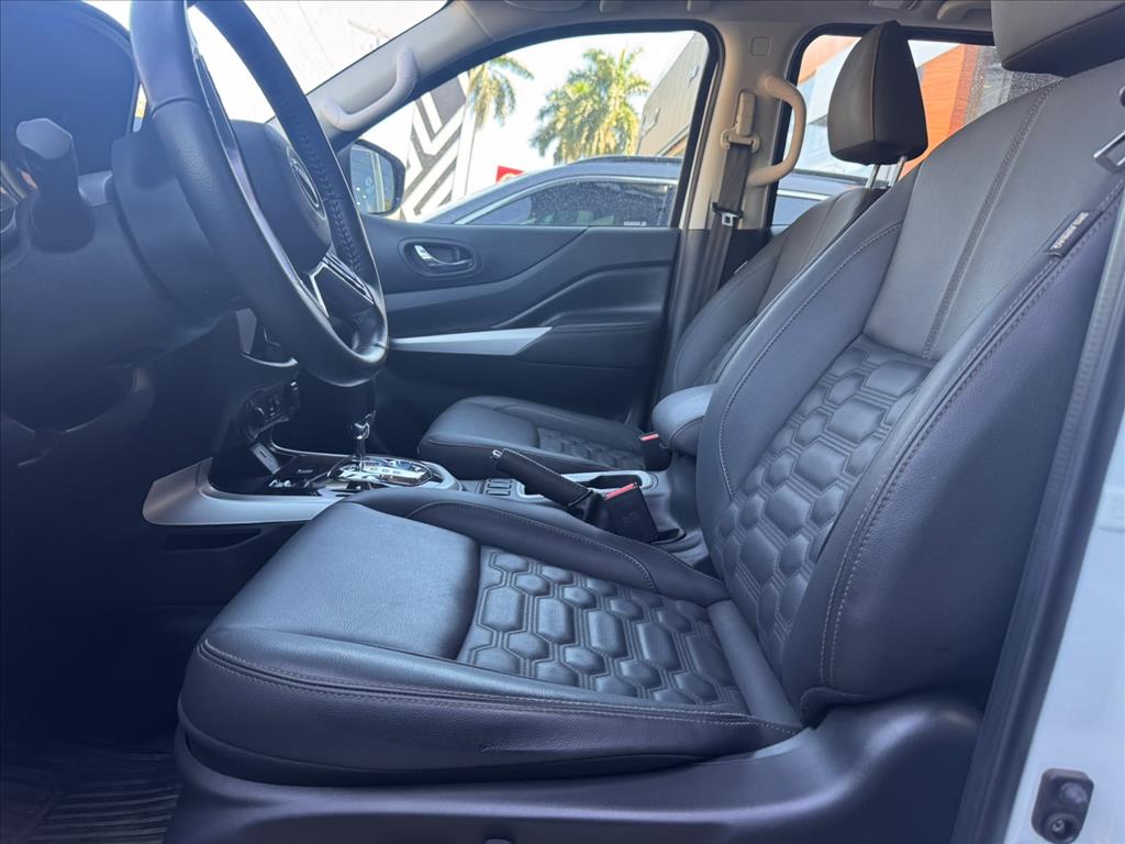 FRONTIER 2.3 16V TURBO DIESEL PLATINUM CD 4X4 AUTOMÁTICO6