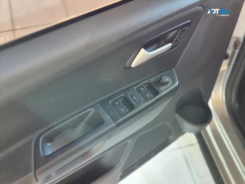 VOLKSWAGEN FOX 1.6 MSI TOTAL FLEX XTREME 4P MANUAL