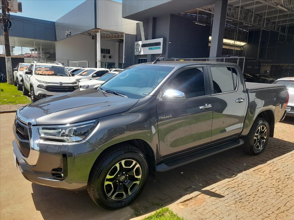 HILUX 2.8 D-4D TURBO DIESEL CD SRX 4X4 AUTOMÁTICO