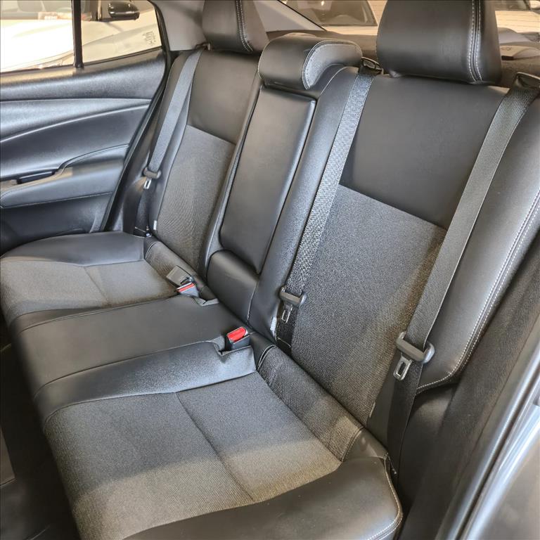 YARIS 1.5 16V FLEX SEDAN XS CONNECT MULTIDRIVE