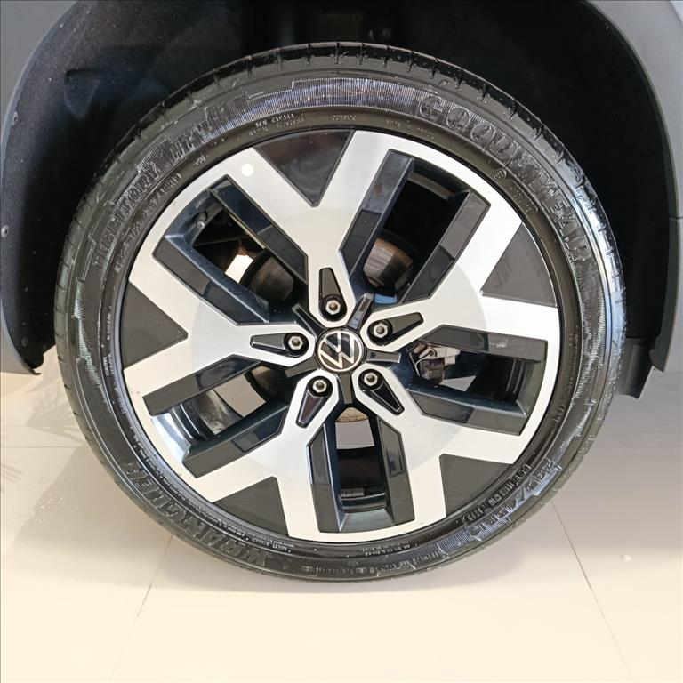 TAOS 1.4 250 TSI TOTAL FLEX HIGHLINE AUTOMÁTICO13