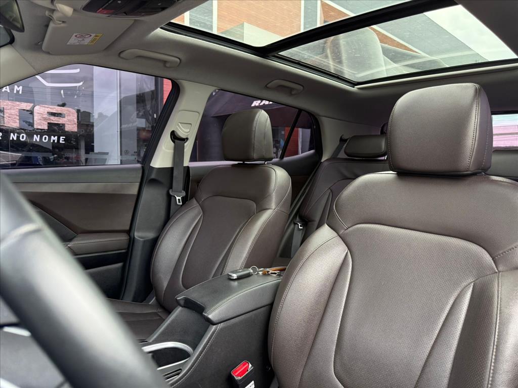 Hyundai-CRETA-1.0 TGDI FLEX PLATINUM AUTOMÁTICO