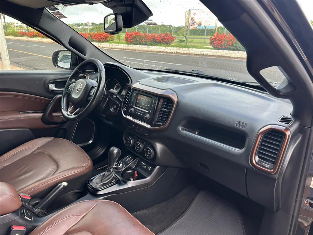 TORO 2.0 16V TURBO DIESEL RANCH 4WD AT98