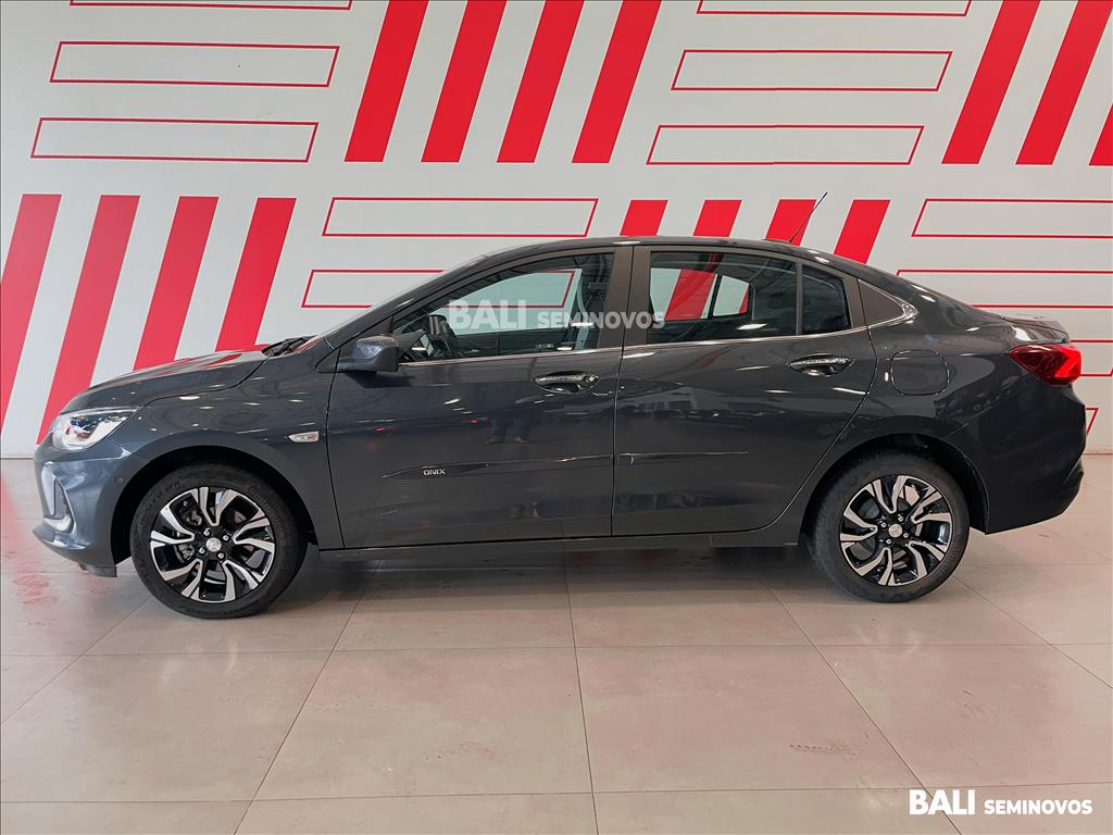 ONIX PLUS 1.0 TURBO FLEX PREMIER AUTOMÁTICO4