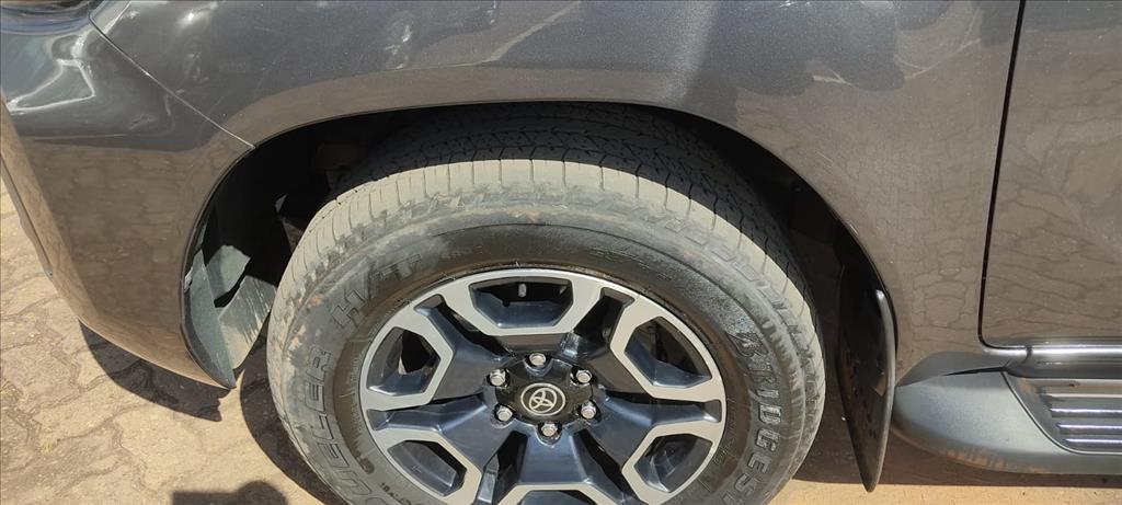 HILUX 2.8 D-4D TURBO DIESEL CD SRV 4X4 AUTOMÁTICO14