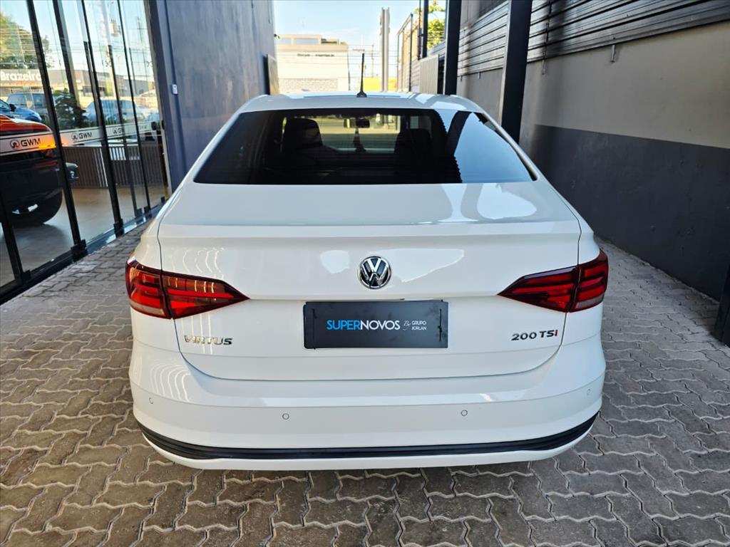 VIRTUS 1.0 200 TSI COMFORTLINE AUTOMÁTICO4