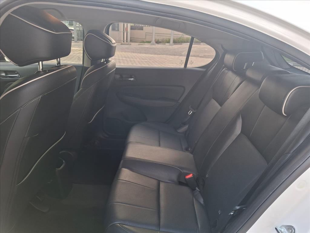 Honda-CITY-1.5 i-VTEC FLEX HATCH EXL CVT