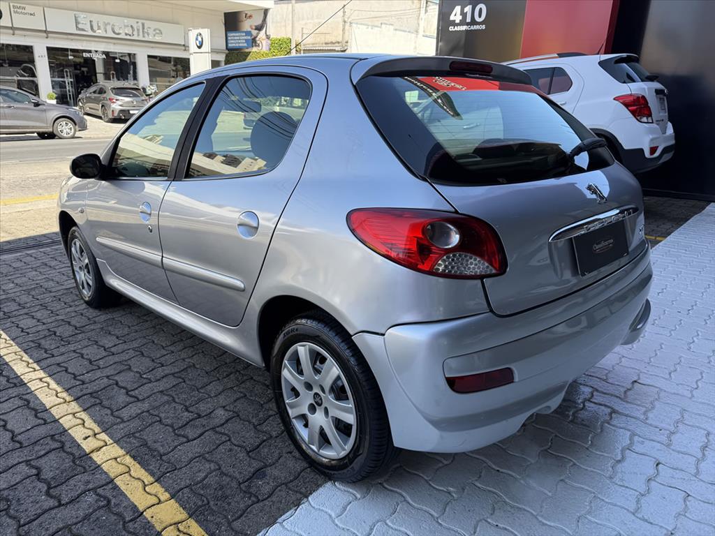 Peugeot 207 - 1.4 XR 8V FLEX 4P MANUAL