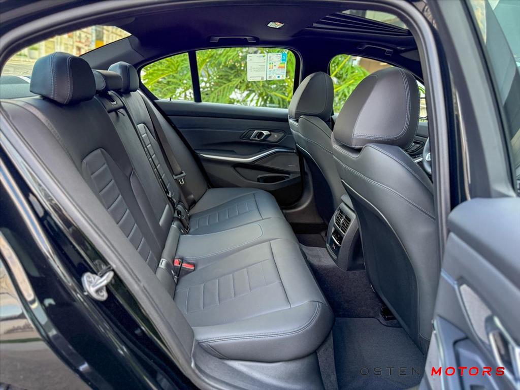 BMW-320i-2.0 16V TURBO FLEX M SPORT AUTOMÁTICO