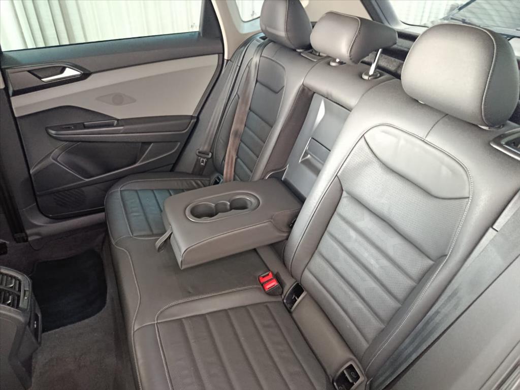 TAOS 1.4 250 TSI TOTAL FLEX COMFORTLINE AUTOMÁTICO9