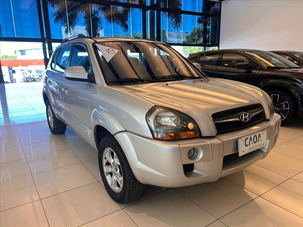 Hyundai-TUCSON-2.0 MPFI GLS 16V 143CV 2WD FLEX 4P AUTOMÁTICO