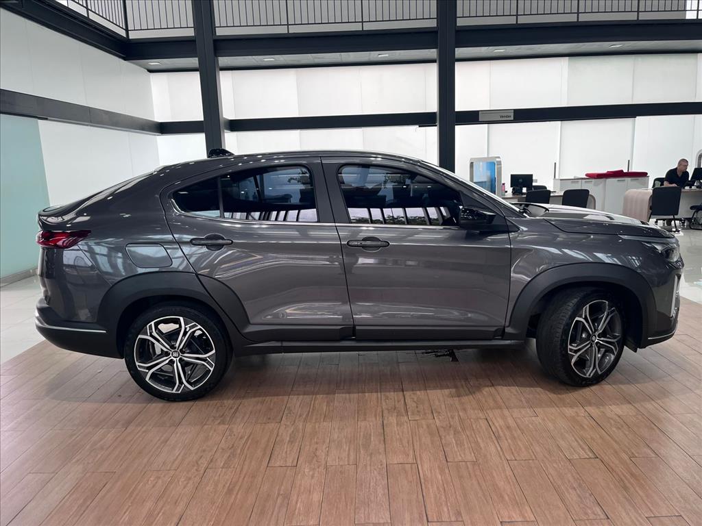 Fiat-FASTBACK-1.0 TURBO 200 FLEX IMPETUS CVT