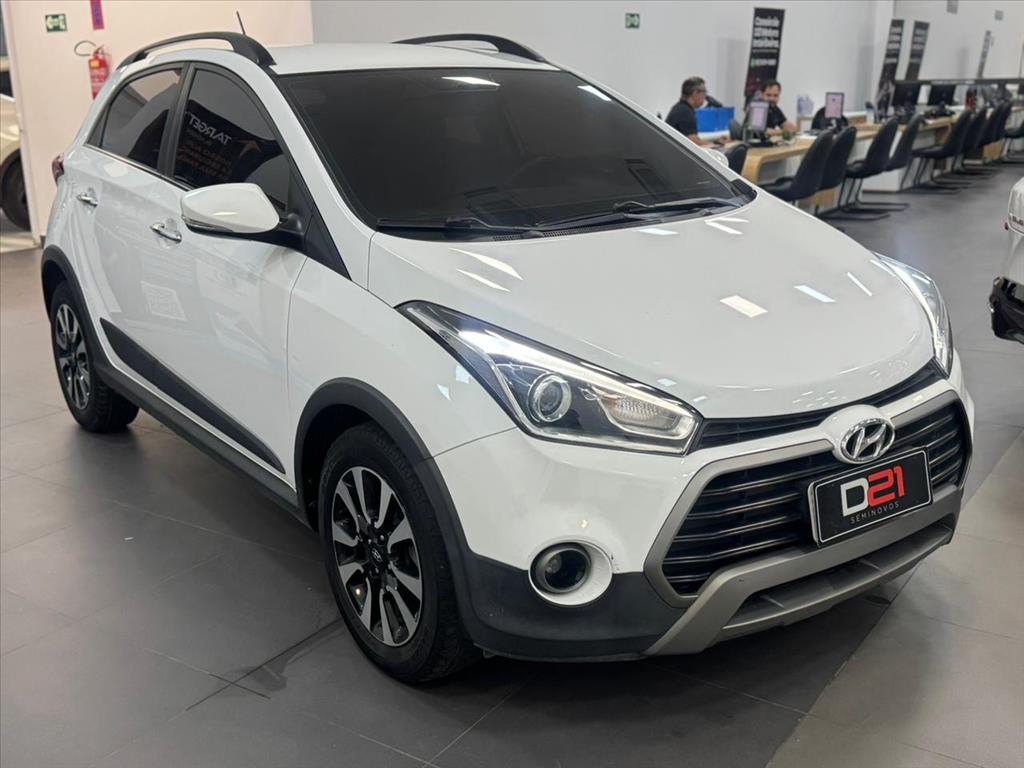 Hyundai-HB20X-1.6 16V PREMIUM FLEX 4P AUTOMÁTICO