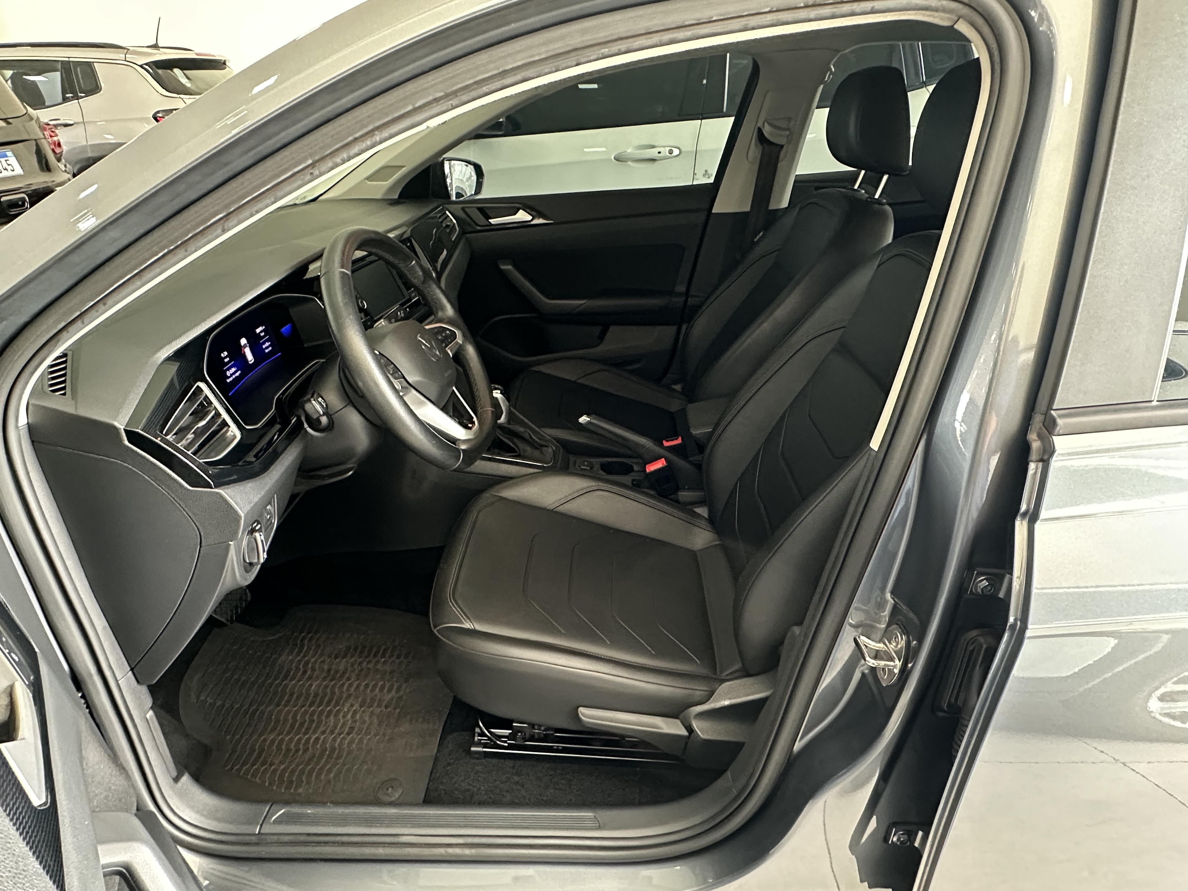 VIRTUS 1.0 200 TSI COMFORTLINE AUTOMÁTICO9