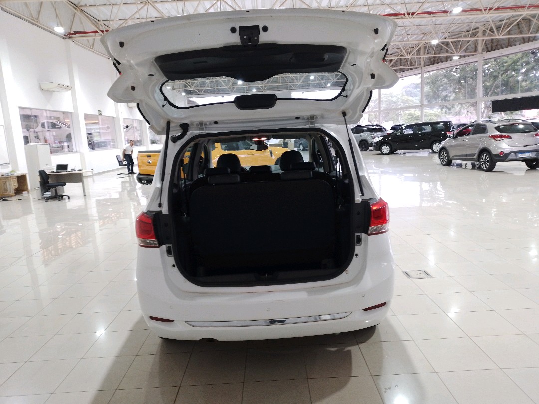 GM - Chevrolet-SPIN-1.8 PREMIER 8V FLEX 4P AUTOMÁTICO