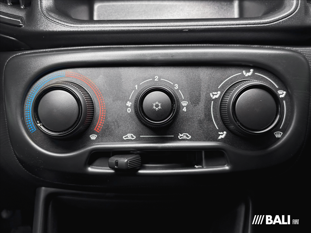 STRADA 1.3 FIREFLY FLEX FREEDOM CD MANUAL12