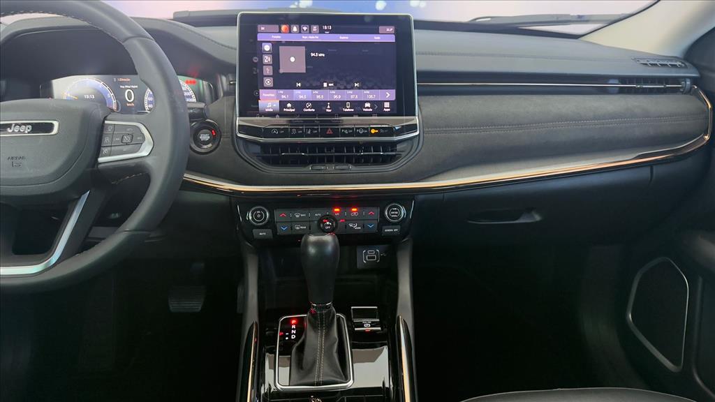COMMANDER 1.3 T270 TURBO FLEX LIMITED AT6