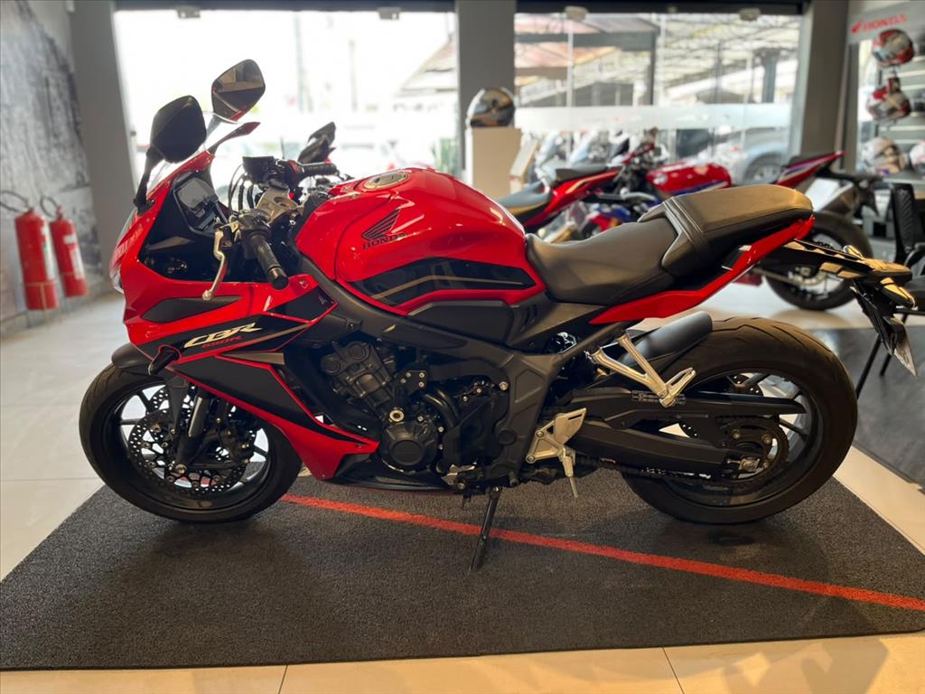 HONDA CBR foto 4