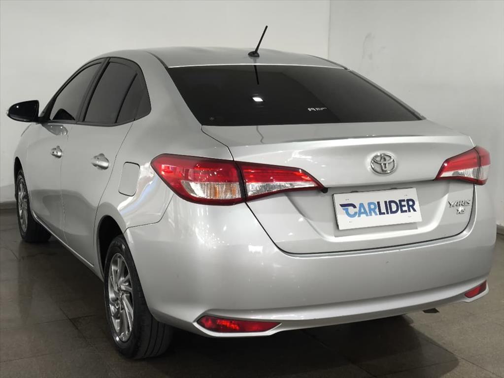YARIS 1.5 16V FLEX SEDAN XS CONNECT MULTIDRIVE12