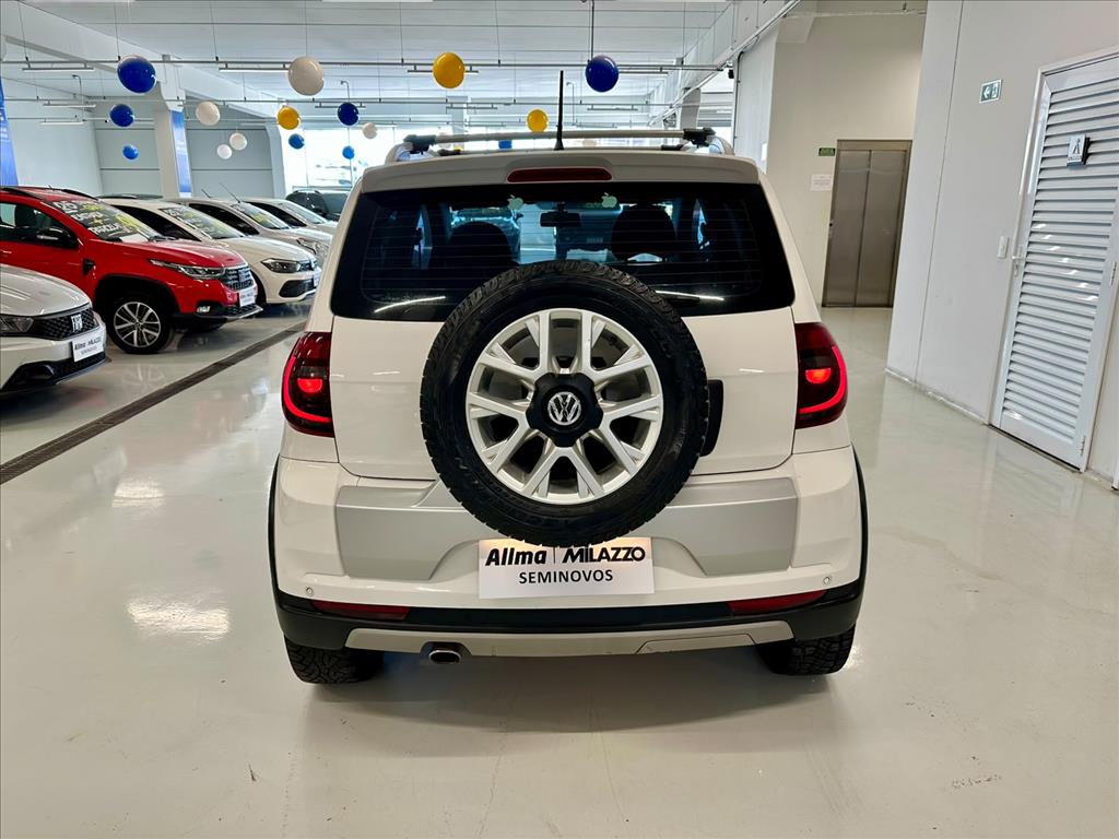 CROSSFOX 1.6 MI FLEX 8V 4P MANUAL9