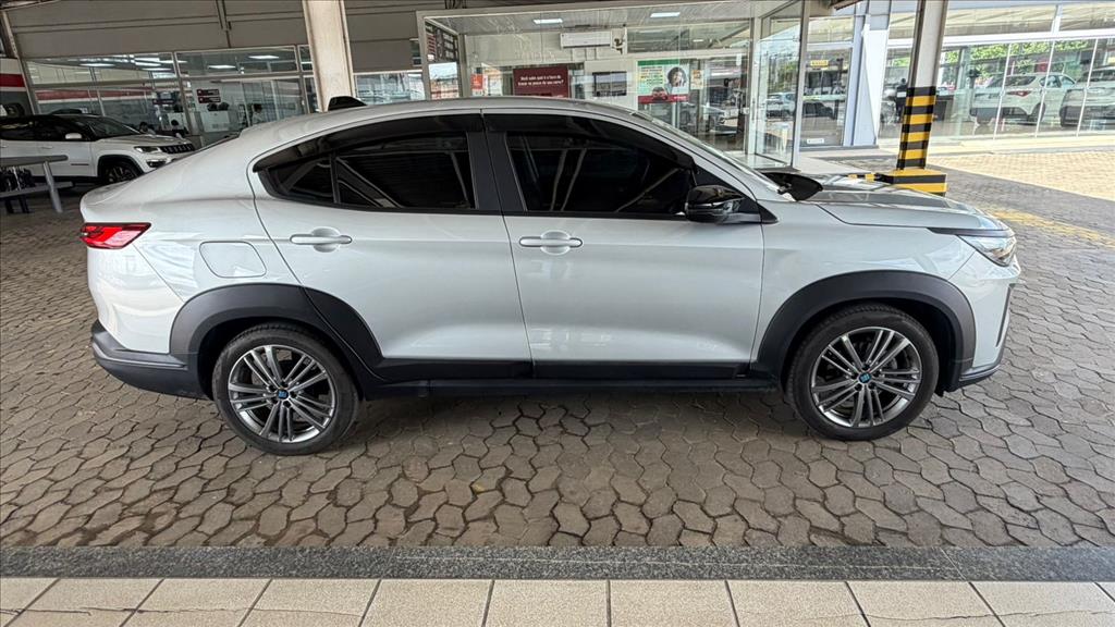 FASTBACK 1.0 TURBO 200 FLEX CVT2