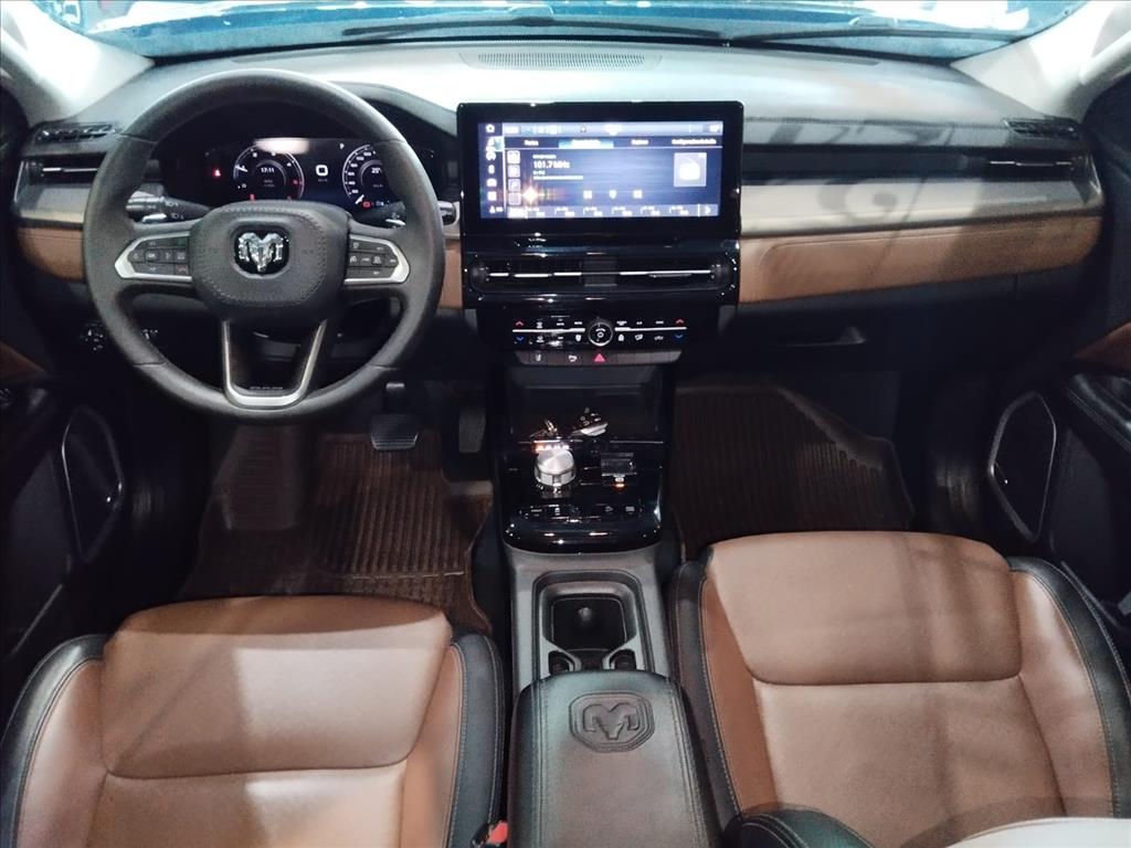 RAMPAGE 2.0 TURBO DIESEL LARAMIE 4X4 AUTOMÁTICO8