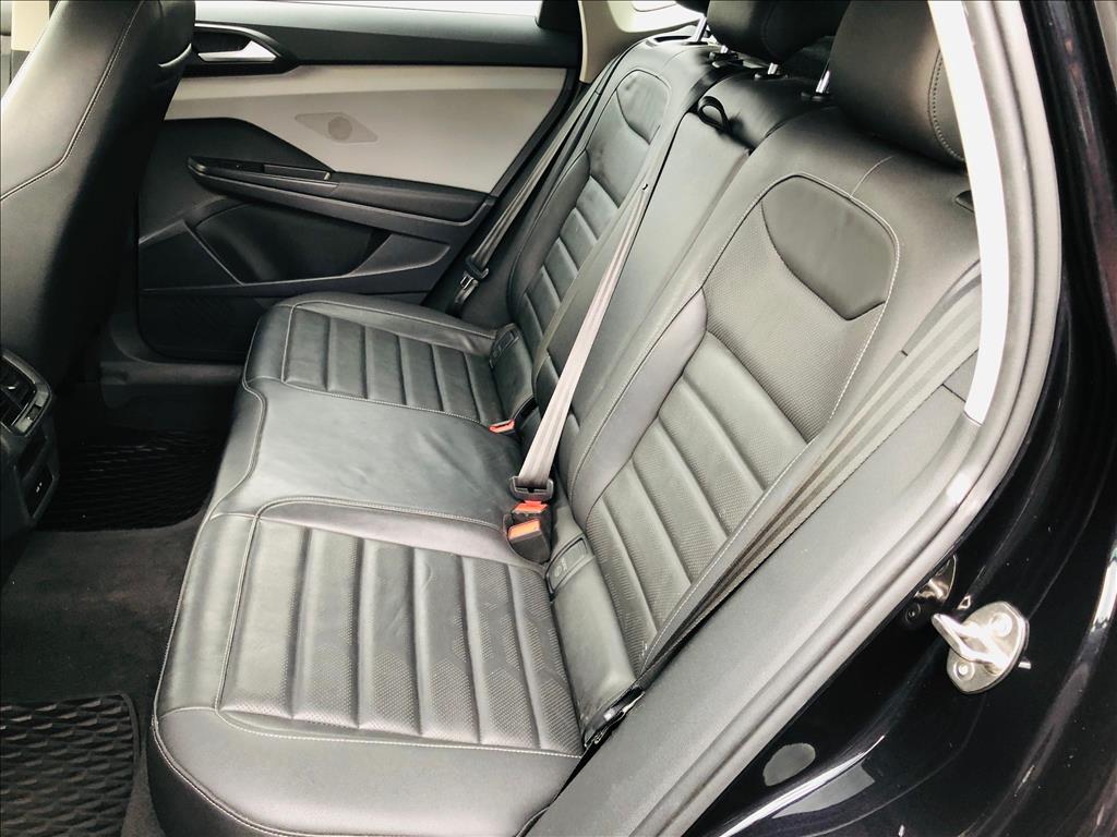 TAOS 1.4 250 TSI TOTAL FLEX COMFORTLINE AUTOMÁTICO9