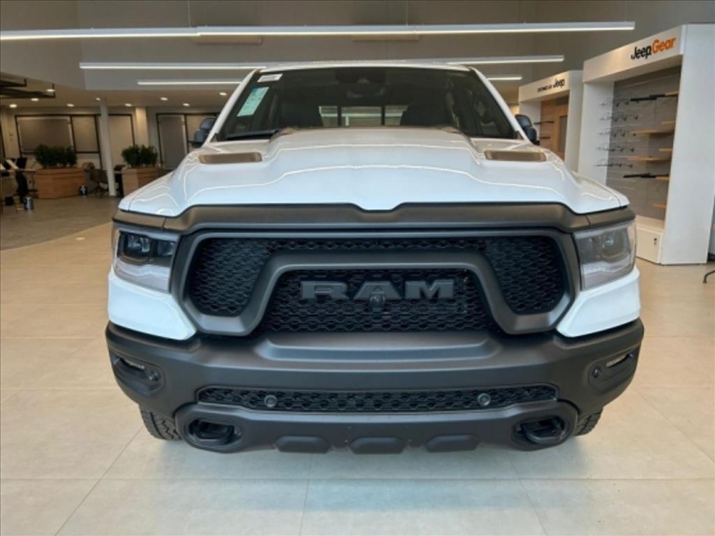 1500 5.7 V8 GASOLINA REBEL CD 4X4 AUTOMÁTICO1