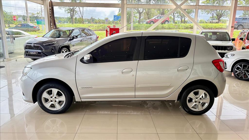 SANDERO 1.6 DYNAMIQUE 8V FLEX 4P AUTOMATIZADO11