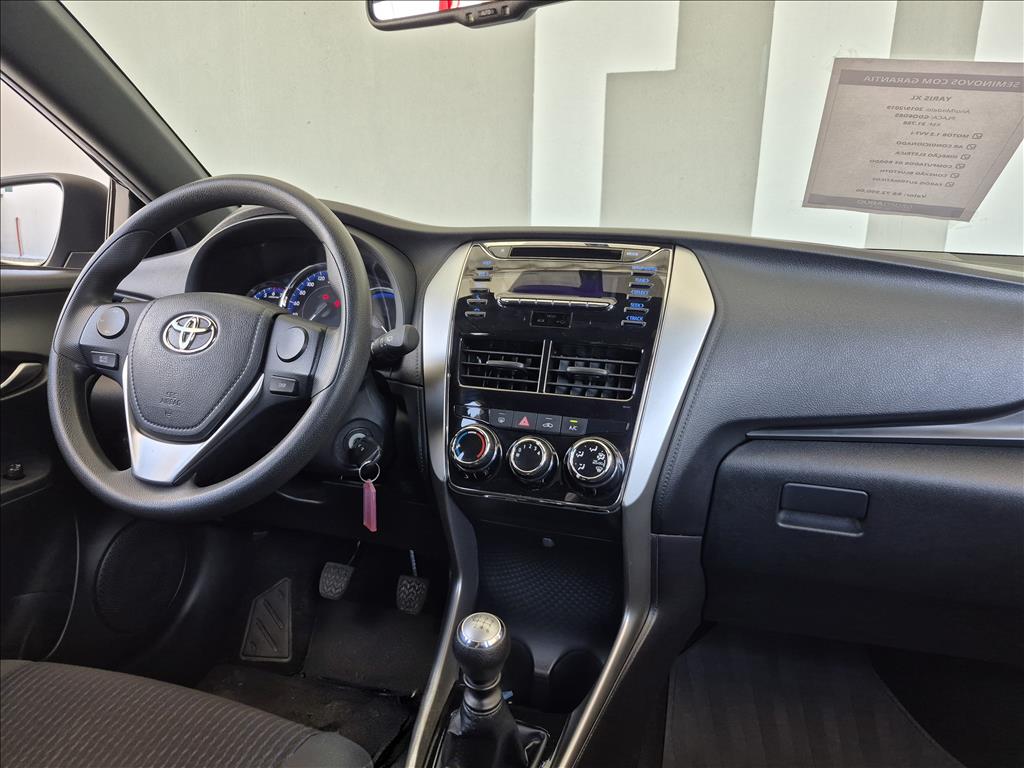 YARIS 1.3 16V FLEX XL MANUAL7