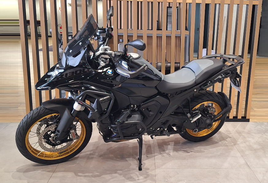 BMW Motorrad-R-1300 GS TRIPLE BLACK