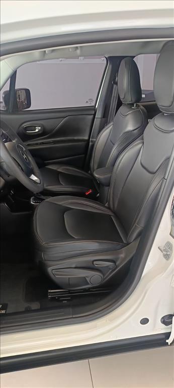 RENEGADE 1.8 16V FLEX 4P AUTOMÁTICO6